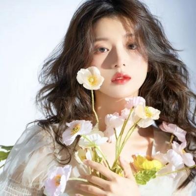 女猫 海报